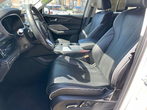 Used 2023 Acura MDX SH-AWD w/ Advance Package image 6