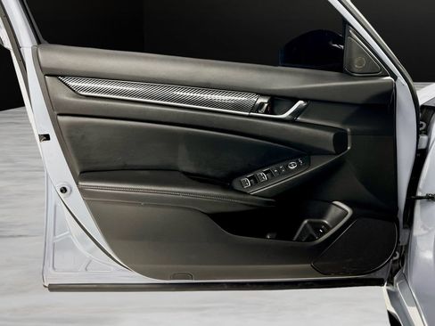 Used 2022 Honda Accord Sport image 31