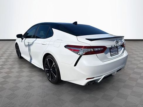Used 2019 Toyota Camry XSE FWD image 5