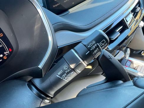 Certified 2023 Acura MDX SH-AWD w/ Technology Package image 30