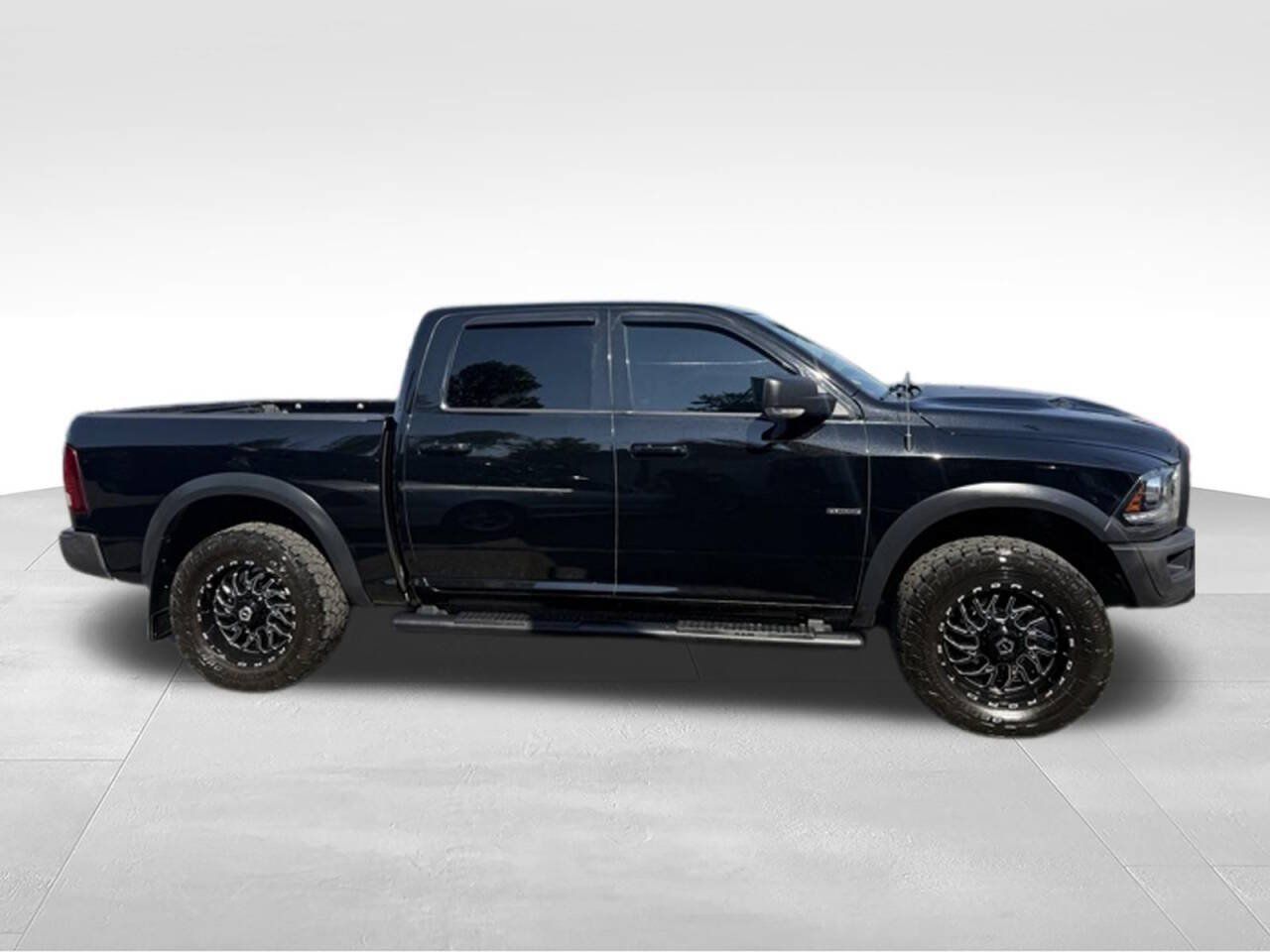 Used 2019 RAM 1500 Warlock AWD/4WD image 7