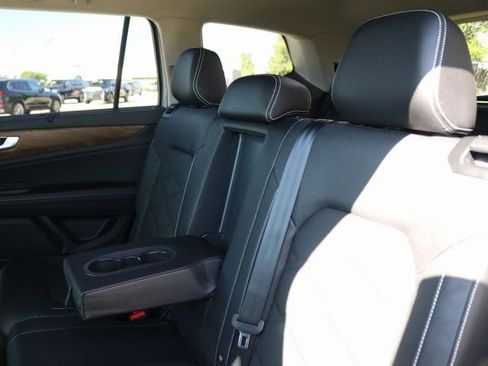 New 2026 Volkswagen Atlas SE image 24