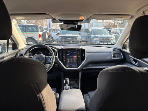 Used 2023 Subaru Ascent Premium w/ Convenience Package image 19