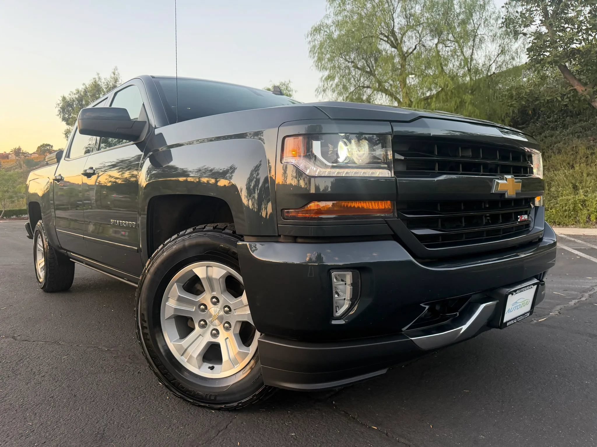 Used 2017 Chevrolet Silverado 1500 LT w/ All Star Edition AWD/4WD image 7