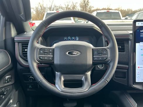 Used 2024 Ford Expedition Limited image 38