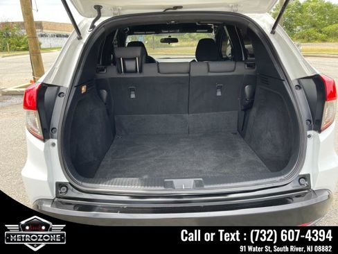 Used 2019 Honda HR-V Sport image 17