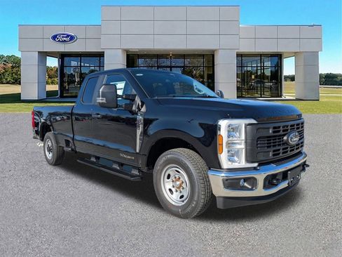 New 2026 Ford F250 XL RWD image 2