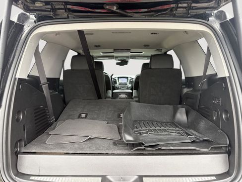 Used 2018 Chevrolet Tahoe Premier AWD/4WD image 23