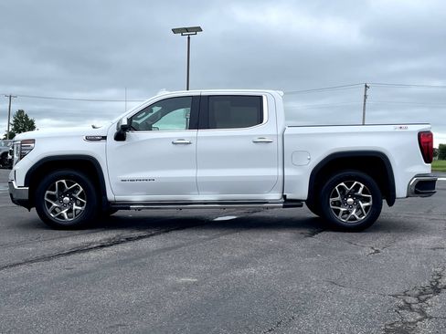 Certified 2023 GMC Sierra 1500 SLT w/ SLT Premium Package AWD/4WD image 8