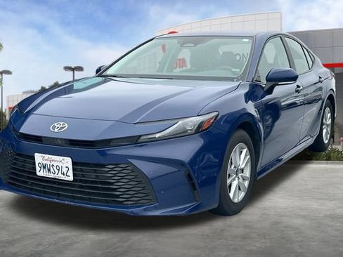 Certified 2025 Toyota Camry LE FWD image 3