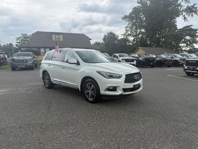 Used 2019 INFINITI QX60 Luxe w/ Essential Package