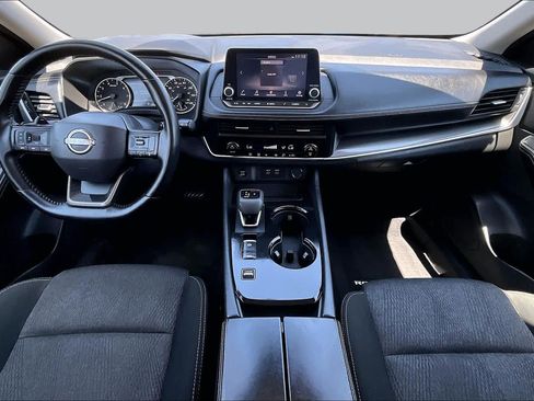 Used 2025 Nissan Rogue SV FWD image 13