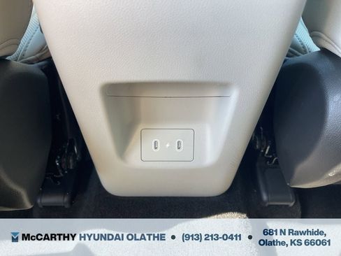 Certified 2025 Hyundai Tucson Limited FWD image 26