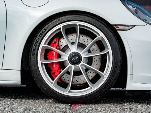 Used 2018 Porsche 911 GT3 image 21