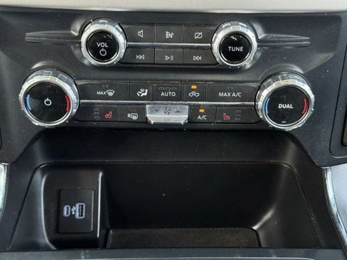 Used 2022 Ford F150 XLT w/ Equipment Group 302A High AWD/4WD image 22