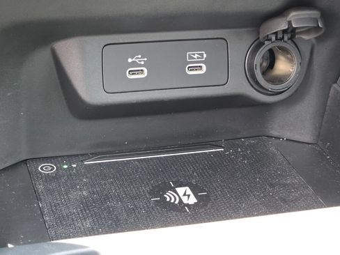 Certified 2025 Acura ADX AWD image 32