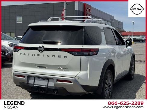 Used 2023 Nissan Pathfinder SL w/ SL Premium Package AWD/4WD image 5