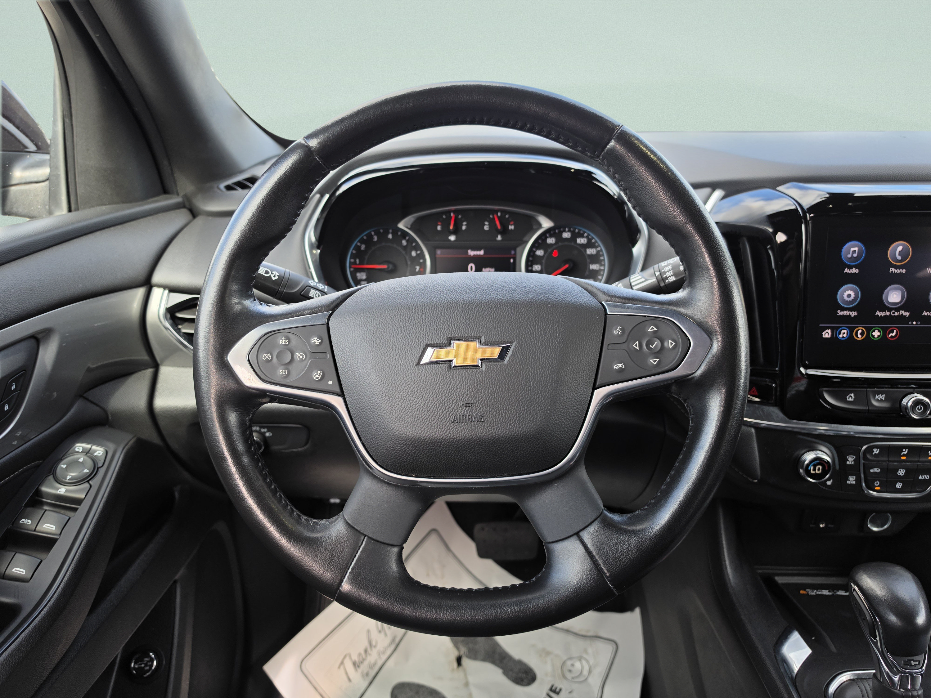 Used 2022 Chevrolet Traverse LT FWD image 20