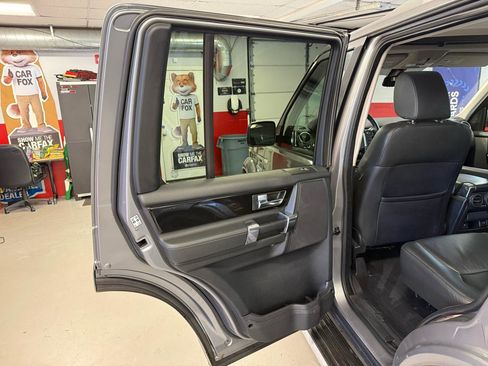 Used 2012 Land Rover LR4 HSE LUX AWD/4WD image 32