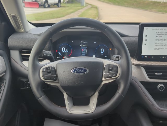 Used 2025 Ford Explorer Active w/ Active Comfort Package AWD/4WD image 24