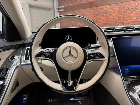 Used 2025 Mercedes-Benz S 580 4MATIC Sedan image 14