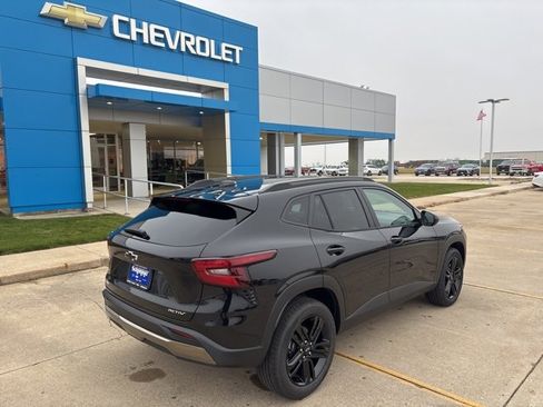 New 2026 Chevrolet Trax ACTIV w/ Driver Confidence Package image 8