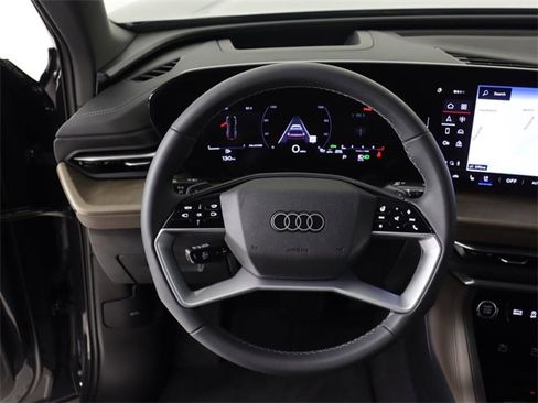 New 2025 Audi Q5 Premium Plus image 22