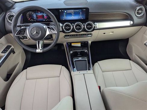 New 2026 Mercedes-Benz GLB 250 image 14