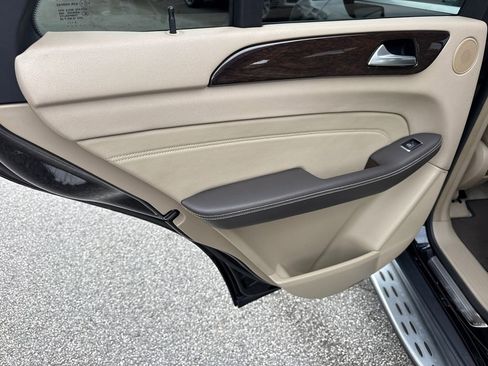 Used 2013 Mercedes-Benz ML 350 2WD image 21