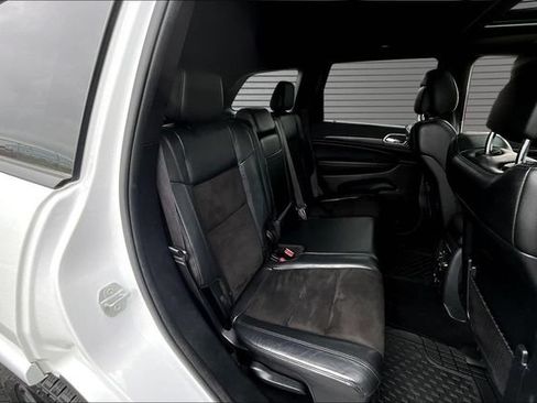Used 2020 Jeep Grand Cherokee Altitude AWD/4WD image 24