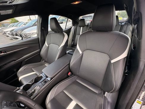 Used 2025 Toyota Camry SE FWD image 21