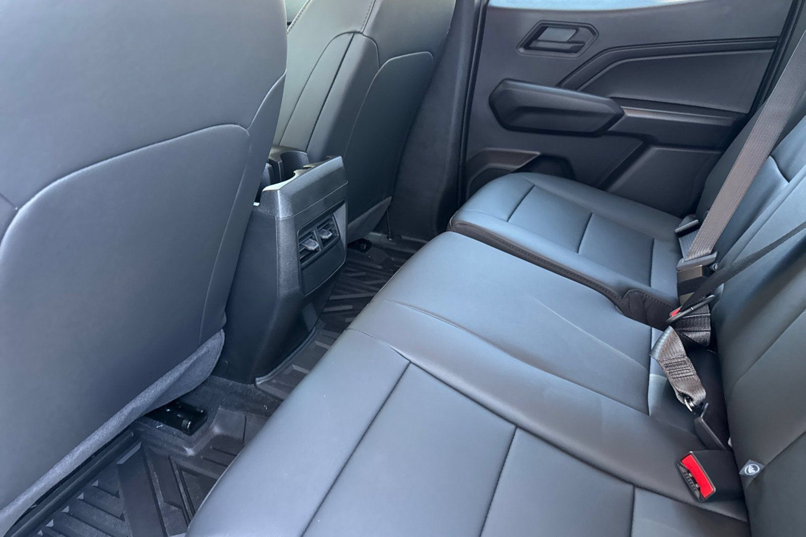 New 2026 Chevrolet Colorado Trail Boss AWD/4WD image 11