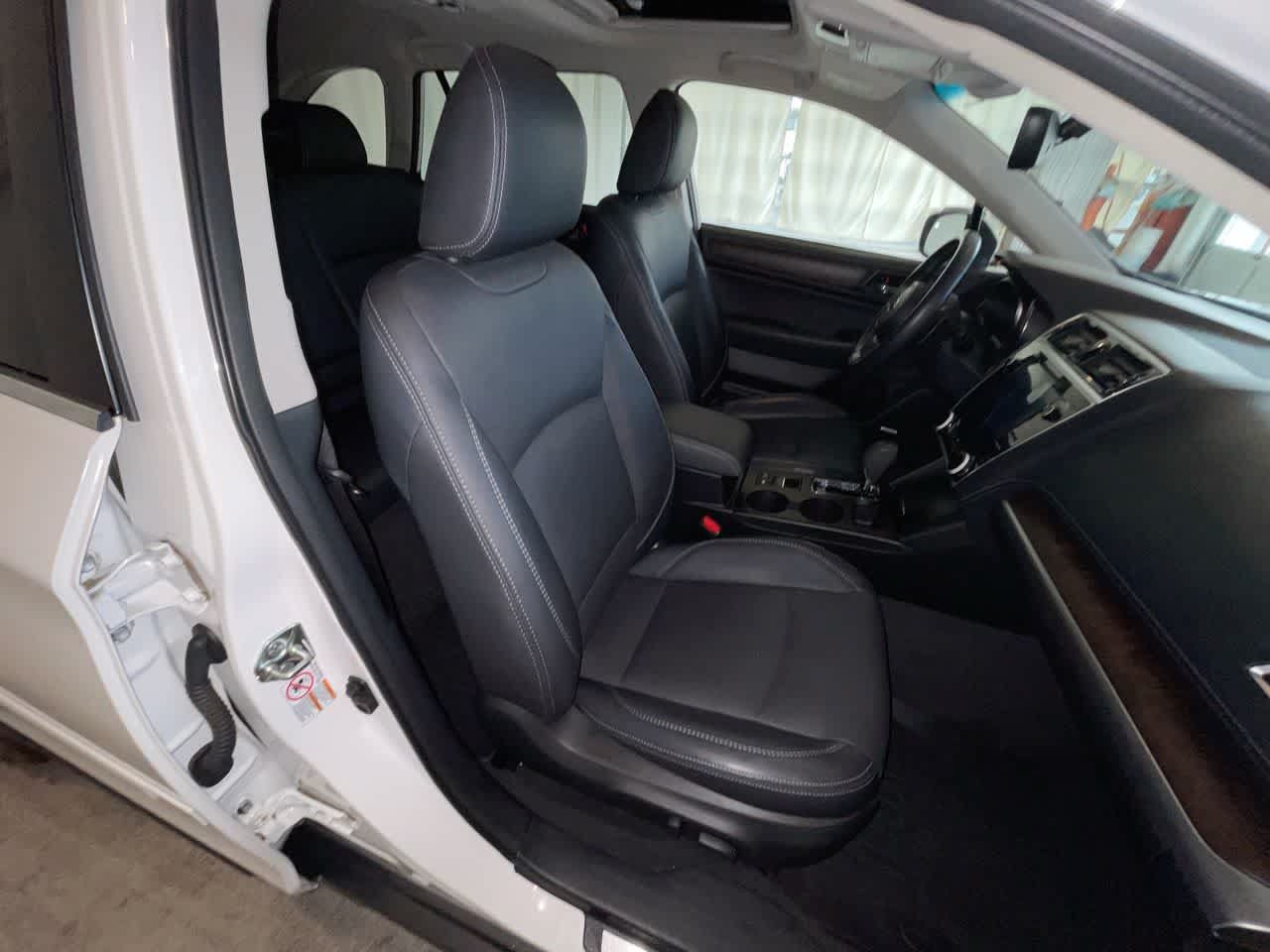 Used 2019 Subaru Outback 2.5i Limited AWD/4WD image 25