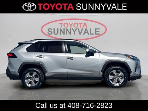 Used 2022 Toyota RAV4 XLE AWD/4WD image 10