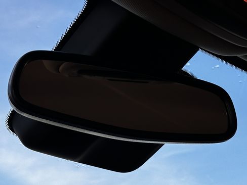 Used 2024 Buick Encore GX Avenir image 27