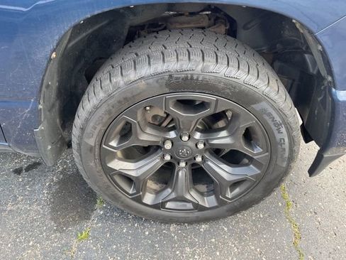 Used 2019 RAM 1500 Sport w/ Alpine Leather & Sound Group AWD/4WD image 3