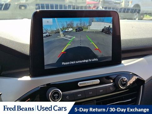 Certified 2022 Ford Escape SE w/ SE Sport Appearance Package image 24