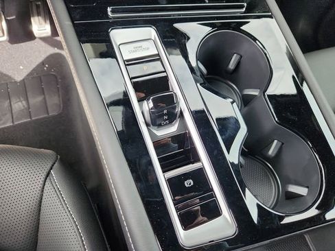 New 2026 Volkswagen Atlas Cross Sport SEL R-Line image 13