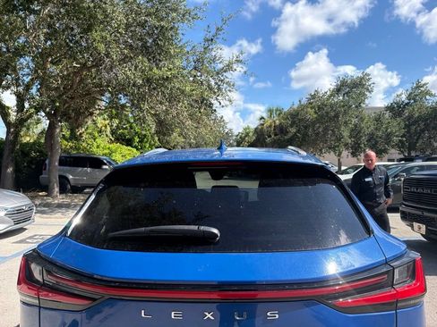 Certified 2025 Lexus NX 350h AWD w/ Accessory Package (K3) image 4