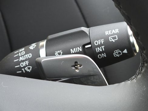 New 2025 Land Rover Range Rover Sport Dynamic SE image 17