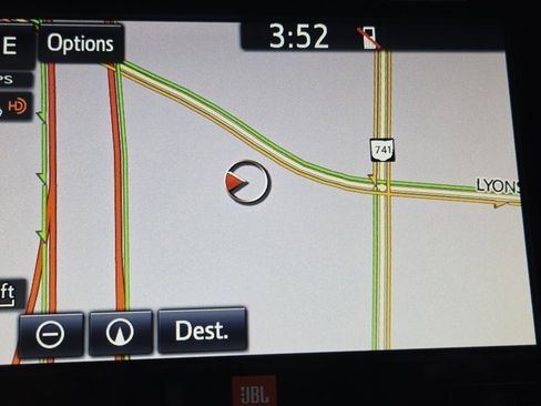 Used 2017 Toyota Tacoma Limited image 11