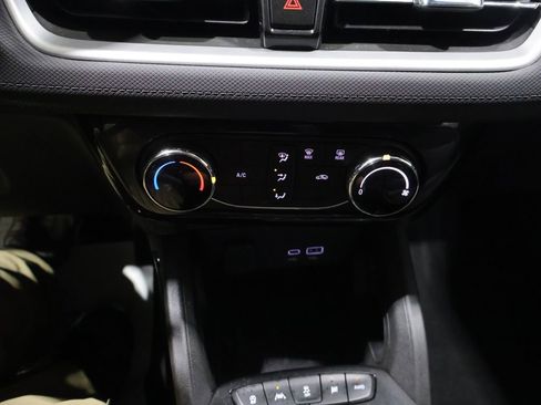 Used 2025 Chevrolet TrailBlazer LT image 28