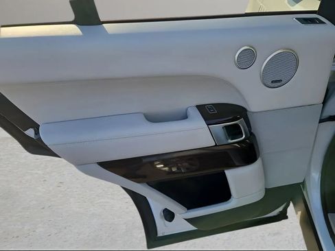 Used 2017 Land Rover Range Rover Supercharged image 17