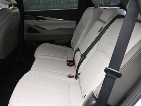 Used 2026 INFINITI QX60 Pure w/ Cargo Package FWD image 12