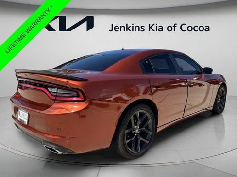 Used 2021 Dodge Charger SXT w/ Blacktop Package RWD image 4