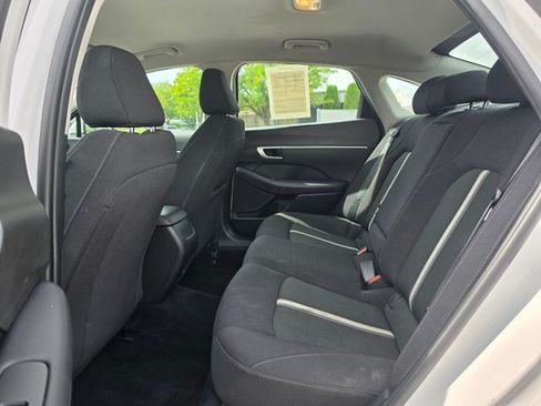 Used 2025 Hyundai Sonata SEL FWD image 17