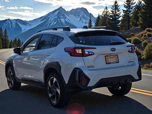 New 2026 Subaru Crosstrek 2.5i Limited w/ Crosstrek Mirror Package image 5