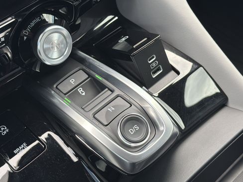 Certified 2026 Acura MDX FWD w/ Technology Package image 8