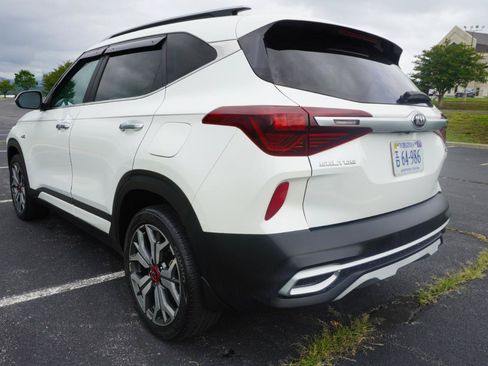 Used 2021 Kia Seltos SX AWD/4WD image 2