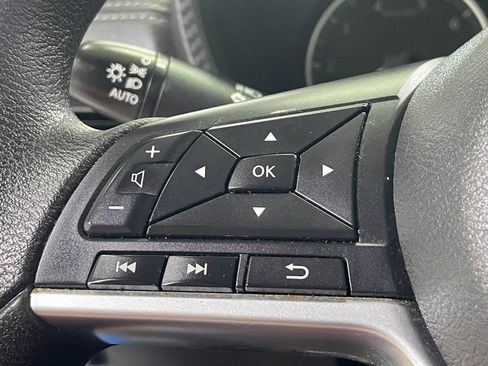 Used 2024 Nissan Sentra SV image 26